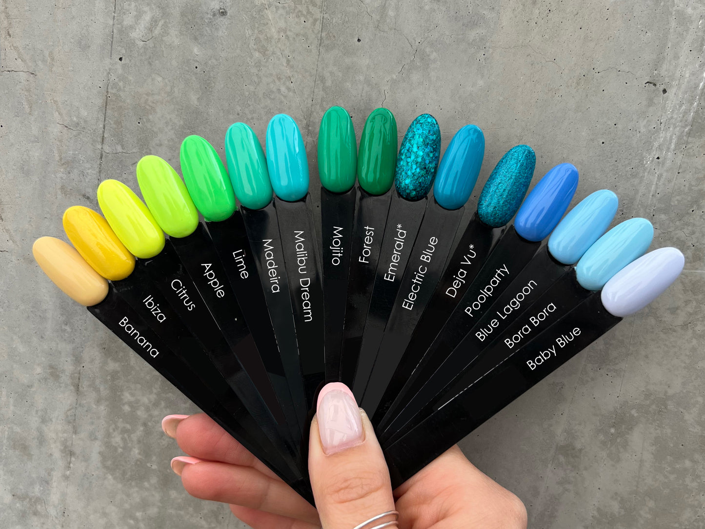 Emerald - Gelinis lakas 10ml (Be TPO)