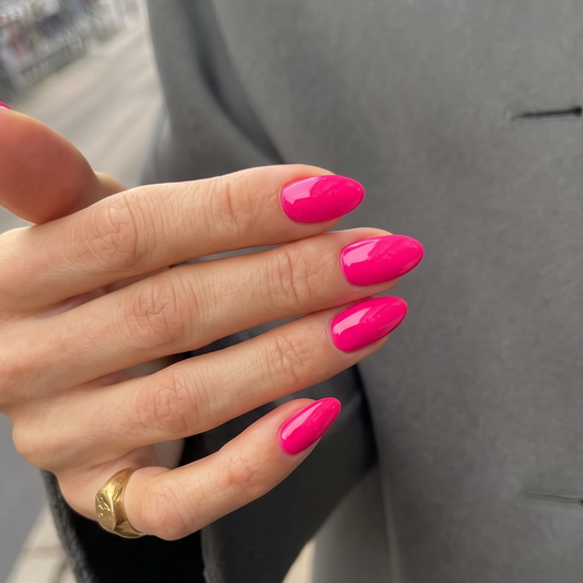Hot Pink - Gelinis lakas 8ml
