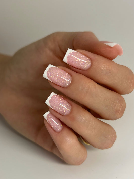 Queen Base (HEMA & TPO Free) - Maskuojanti bazė 12ml