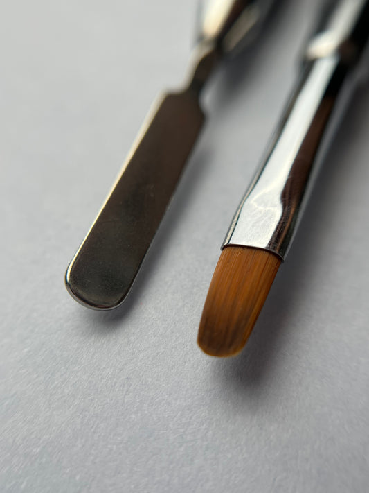 Polygel brush with spatula